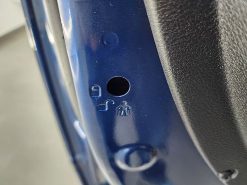 Used 2024 RAM 3500 Big Horn w/ Sport Appearance Package image 42