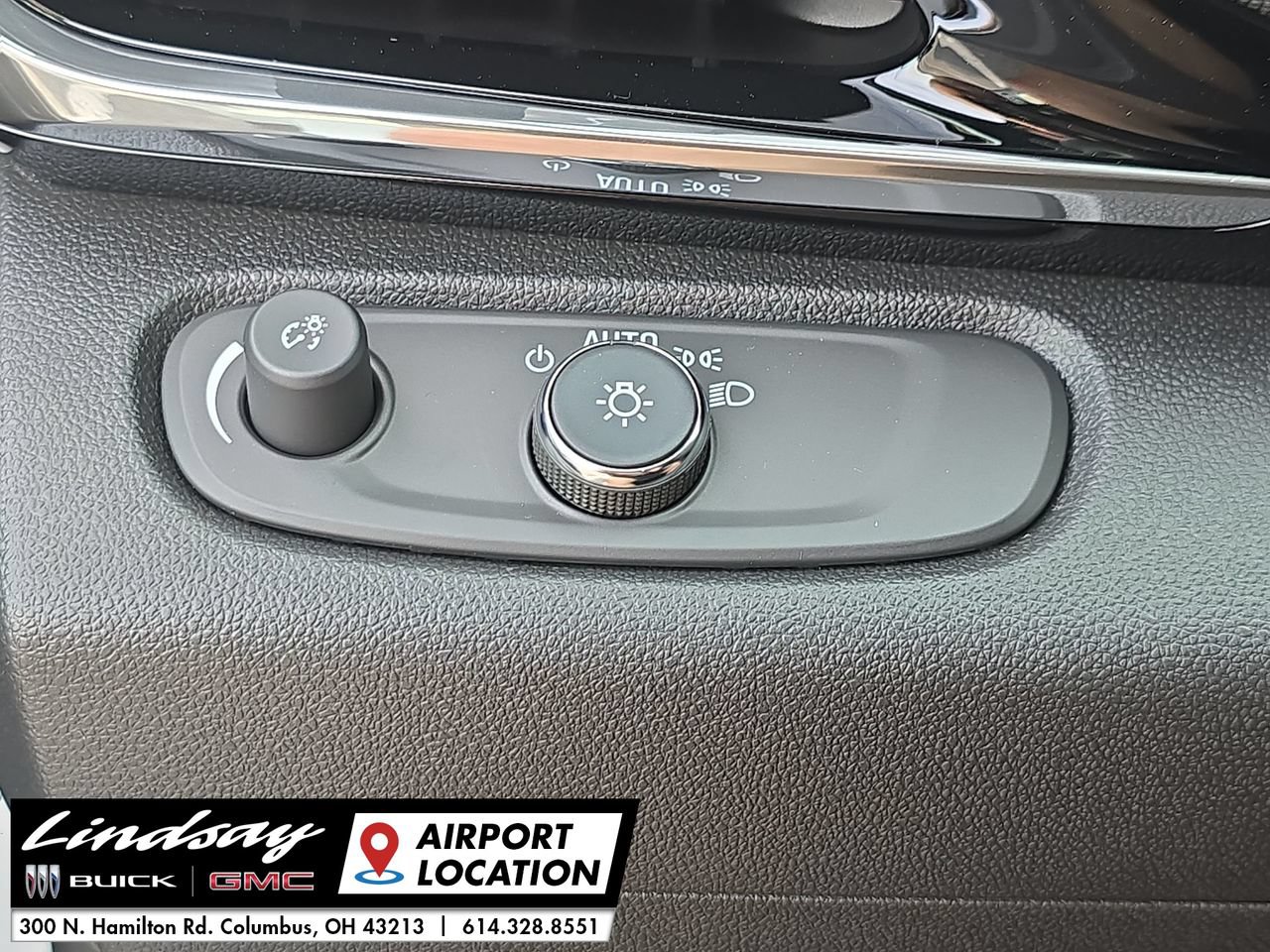 New 2026 Buick Envista Sport Touring w/ Advanced Safety Package FWD image 18