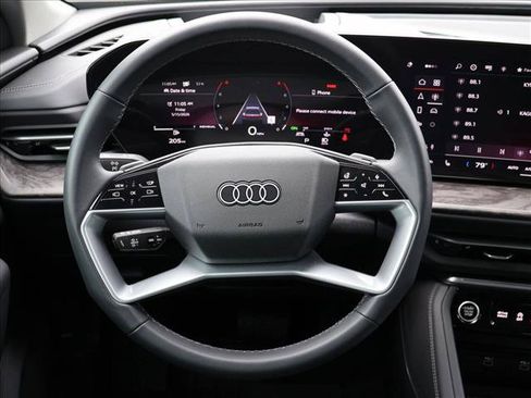 Certified 2025 Audi Q5 Premium AWD/4WD image 14