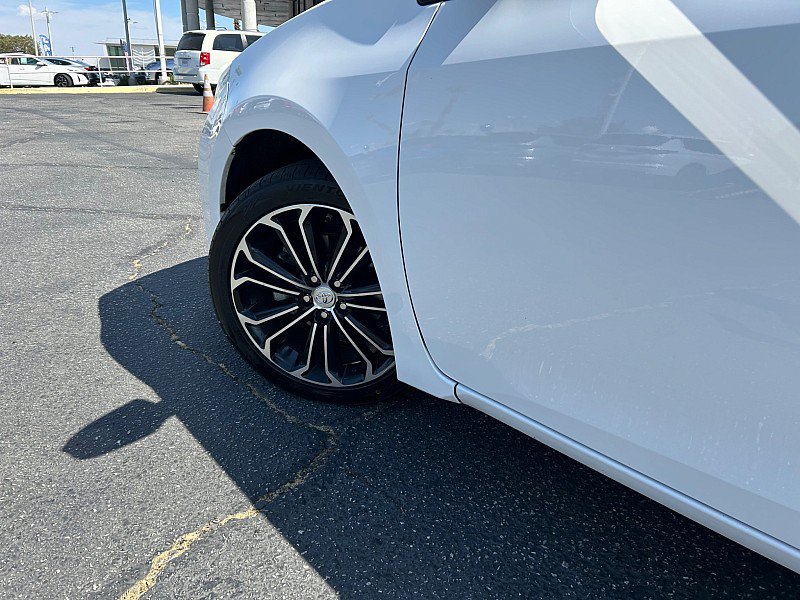 Used 2014 Toyota Corolla S w/ Driver Convenience Package FWD image 15