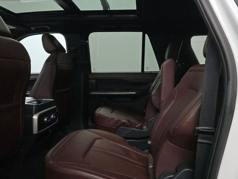 Used 2024 Ford Expedition Max Limited image 7