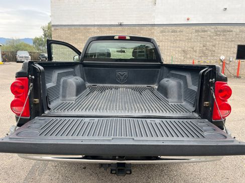 Used 2005 Dodge Dakota SLT image 34