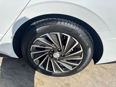 Used 2023 Hyundai Sonata SEL image 10