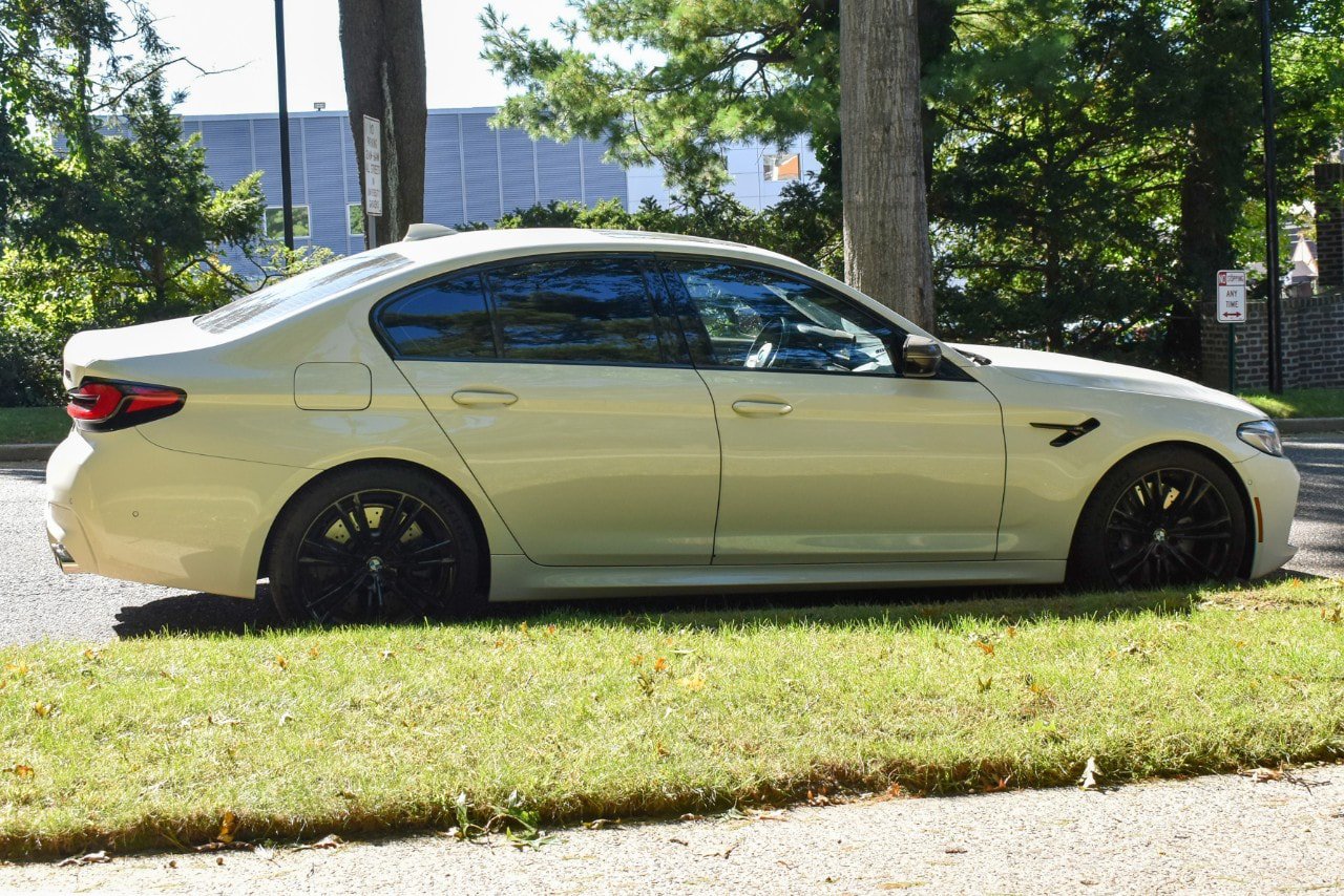 Used 2021 BMW M5 w/ Executive Package AWD/4WD image 11