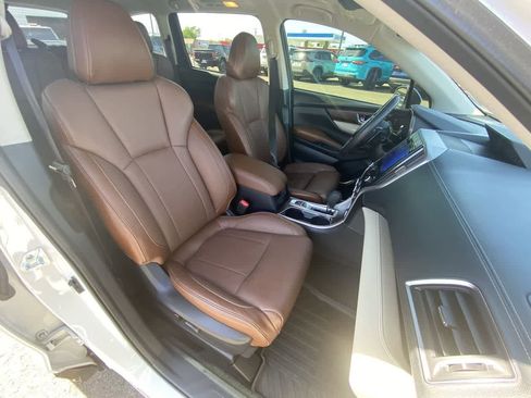Used 2022 Subaru Ascent Touring AWD/4WD image 25