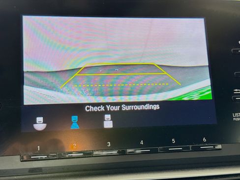 Used 2019 Honda Accord LX image 19
