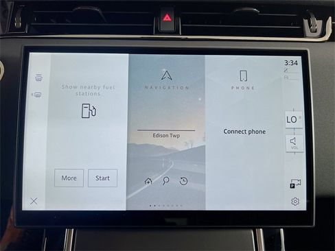 Used 2024 Land Rover Range Rover Evoque S image 17