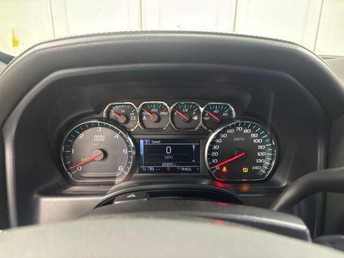 Used 2017 GMC Sierra 2500 SLE w/ SLE Preferred Package AWD/4WD image 23