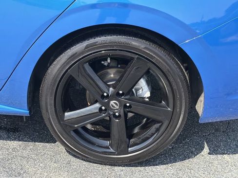 Used 2024 Nissan Sentra SR FWD image 14