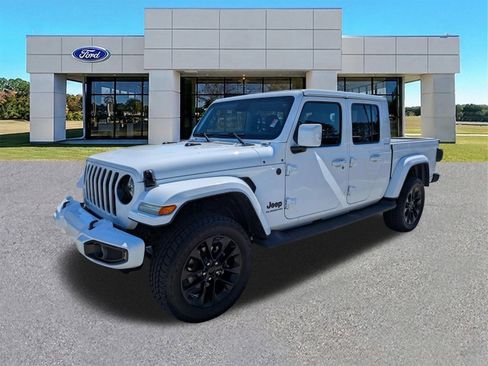 Used 2022 Jeep Gladiator Overland AWD/4WD image 4