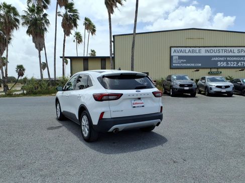 Used 2024 Ford Escape Active w/ Tech Pack #1 FWD image 6