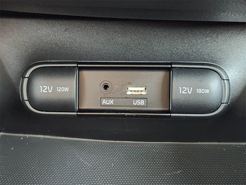 Used 2016 Kia Soul Base image 20