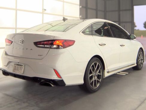 Used 2019 Hyundai Sonata Limited FWD image 4
