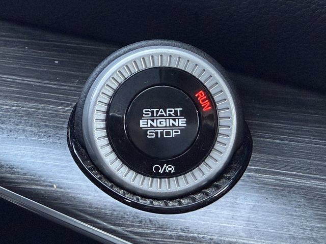 Used 2024 Jeep Wagoneer Series II AWD/4WD image 19