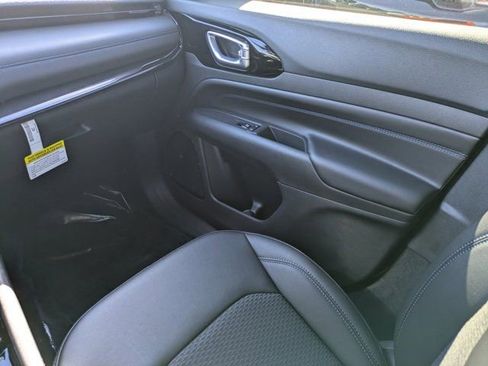 New 2026 Jeep Compass Latitude AWD/4WD image 15