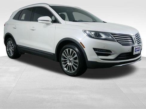 Used 2017 Lincoln MKC Reserve AWD/4WD image 2