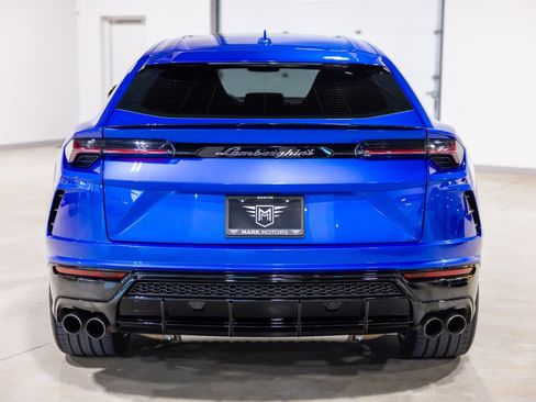 Used 2022 Lamborghini Urus image 8