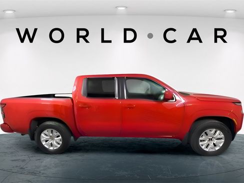 Used 2024 Nissan Frontier SV w/ SV Convenience Package image 8