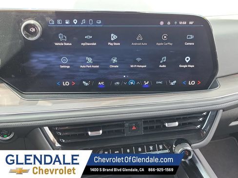 Certified 2025 Chevrolet Suburban Z71 AWD/4WD image 25