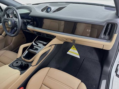 New 2026 Porsche Cayenne E-Hybrid image 31