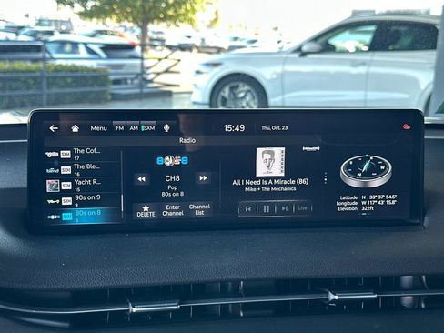 Used 2025 Genesis GV70 3.5T Sport image 19