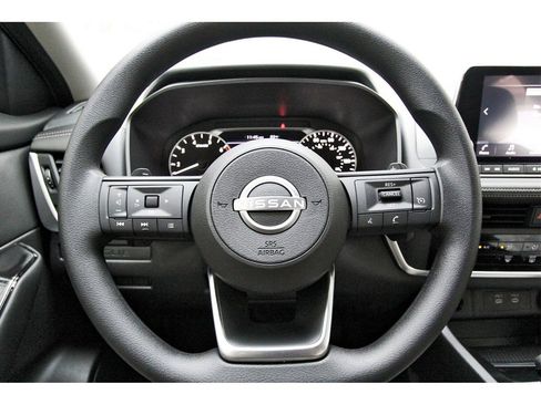 Certified 2024 Nissan Rogue S image 11