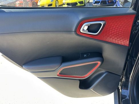Used 2023 Kia Soul GT-Line w/ GT-Line Technology Package image 28