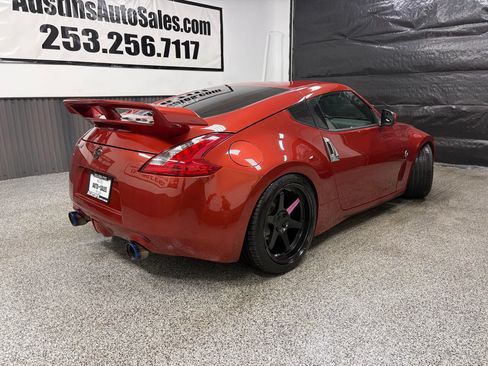 Used 2015 Nissan 370Z Coupe RWD image 3