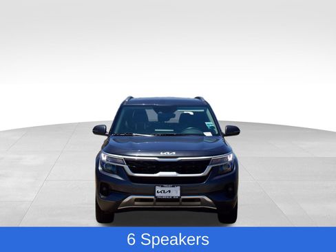 Used 2022 Kia Seltos EX AWD/4WD image 3