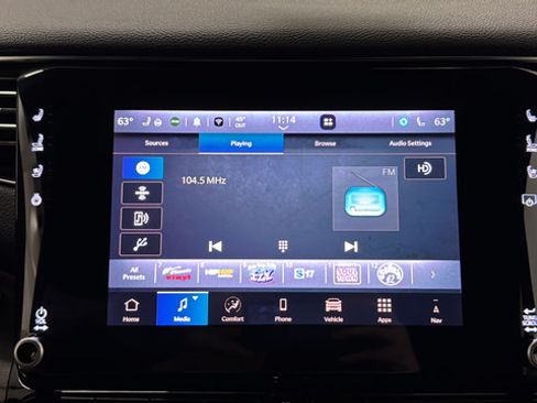 Used 2024 Jeep Wagoneer 4WD w/ Convenience Group I image 27