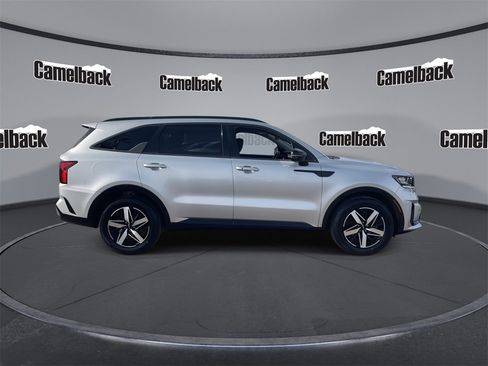 Certified 2022 Kia Sorento S image 8