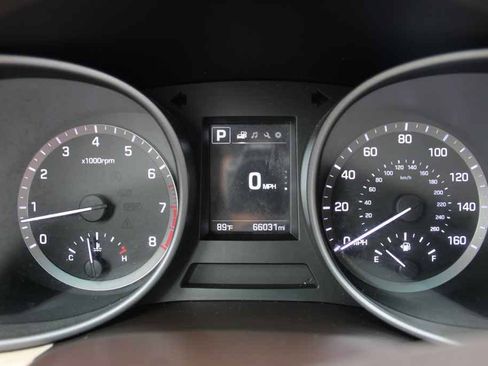 Used 2017 Hyundai Santa Fe Sport AWD/4WD image 14