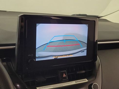 Used 2024 Toyota Corolla LE FWD image 29