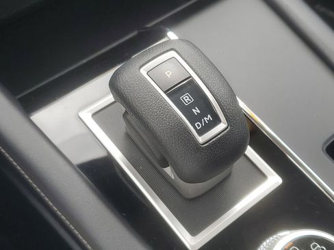 Used 2022 Mitsubishi Outlander ES FWD image 21