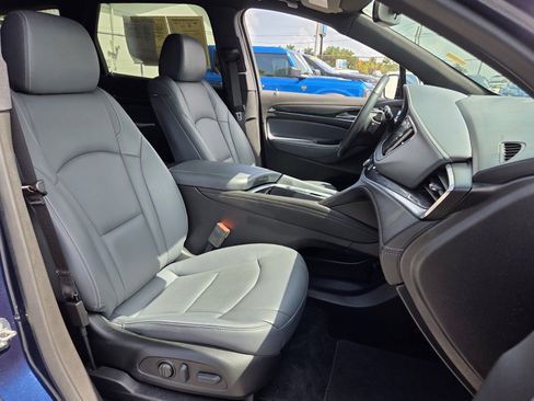 Certified 2023 Buick Enclave Essence FWD image 18