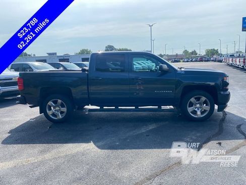 Used 2018 Chevrolet Silverado 1500 LT w/ All Star Edition AWD/4WD image 6