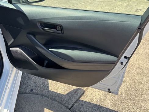 Used 2024 Toyota Corolla LE FWD image 38