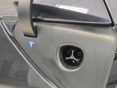 Used 2024 Tesla Model 3 Standard Range RWD image 7
