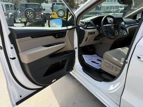 Used 2024 Honda Odyssey Elite image 15