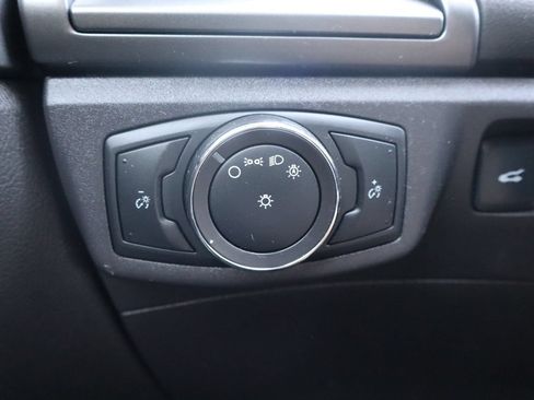 Used 2014 Ford Fusion SE FWD image 28