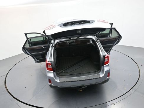 Used 2015 Subaru Outback 2.5i Limited image 39