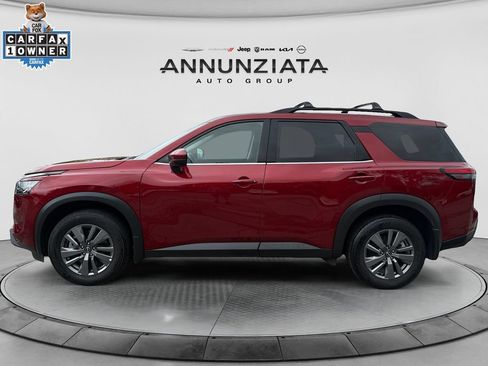 Certified 2025 Nissan Pathfinder SV AWD/4WD image 2