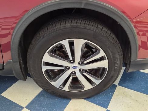 Used 2019 Subaru Outback 2.5i Limited w/ Popular Package #2 AWD/4WD image 9