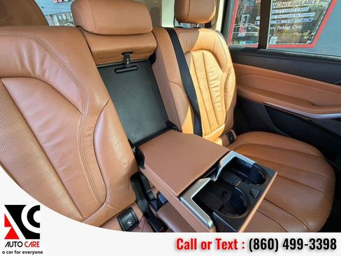 Used 2019 BMW X7 xDrive50i w/ Premium Package AWD/4WD image 11