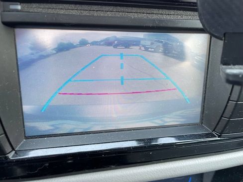Used 2014 Toyota Corolla LE FWD image 8