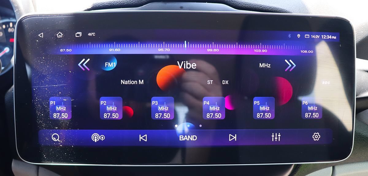 Used 2018 Jeep Renegade Latitude FWD image 48