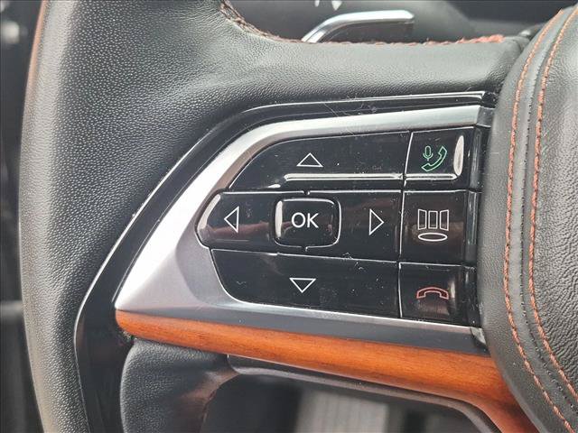 Used 2022 Jeep Grand Cherokee Summit AWD/4WD image 11