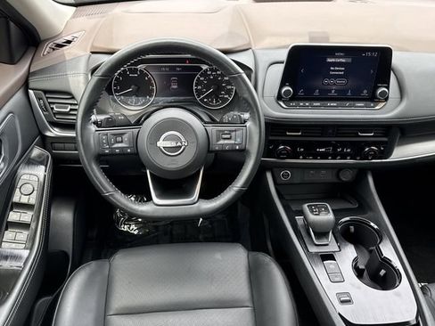 Used 2023 Nissan Rogue SV w/ SV Premium B Package FWD image 23