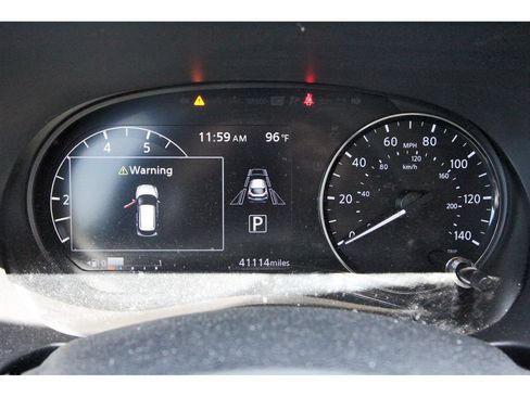 Used 2024 Nissan Kicks SV FWD image 12