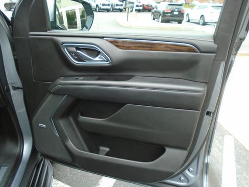 Certified 2021 Chevrolet Tahoe Premier w/ Premium Package AWD/4WD image 24